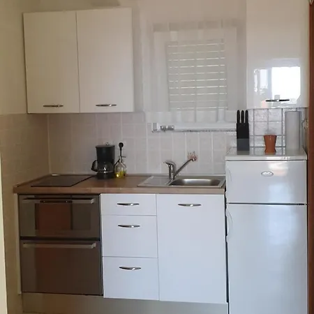 Adria Arba Apartman *