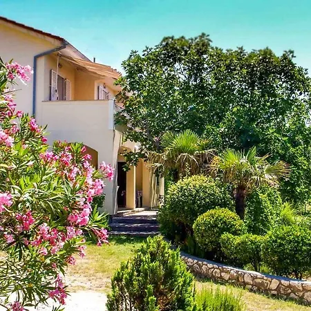 Apartment Adria Arba *