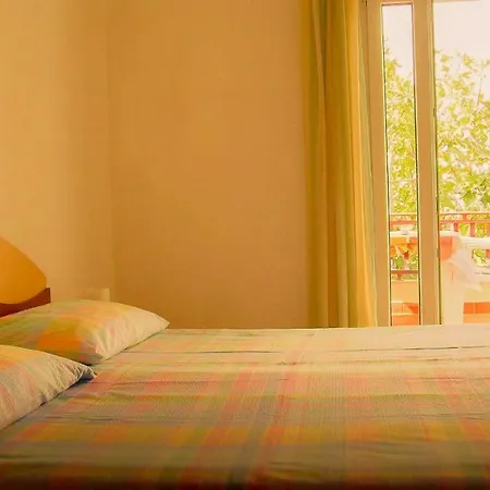 Apartament Adria Arba *