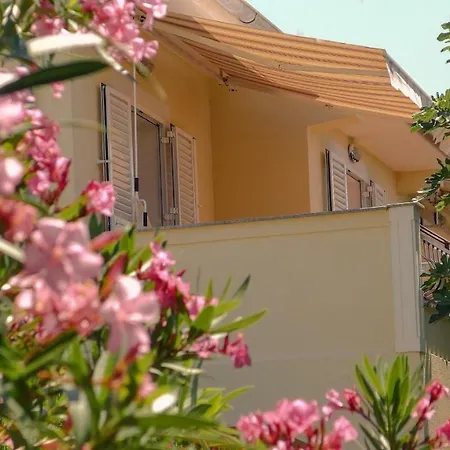 Apartament Adria Arba